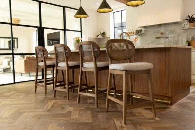 lucca-stools-at-counter